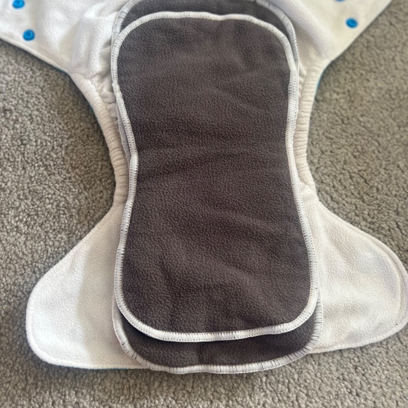 Lil Helper cloth diaper set - Picture 8 of 10